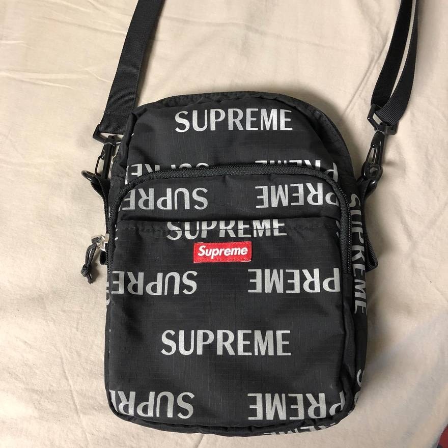 supreme 41th shoulder bag